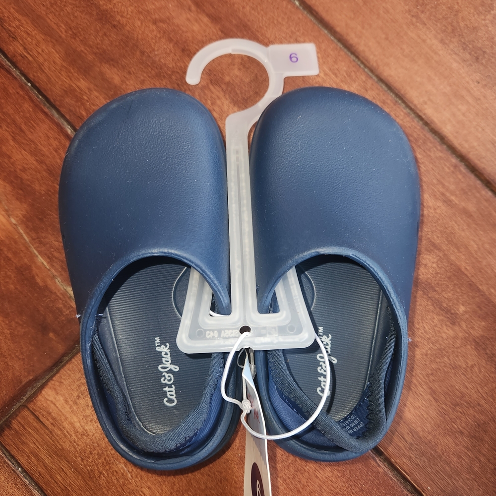 Cat & Jack Navy Kids Slippers